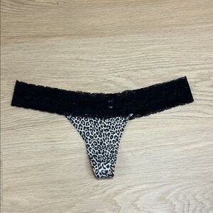 2011 Y2K Vintage PINK Victoria's Secret Extra Low Rise Thong Panty M